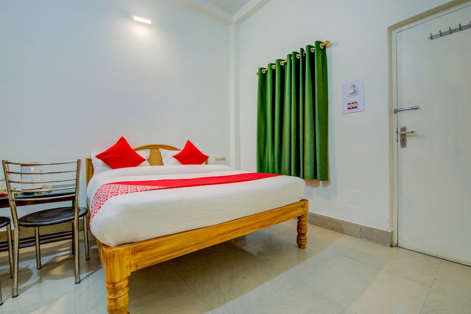 OYO 13490 Hotel Aniket, Bailey Road, Patna