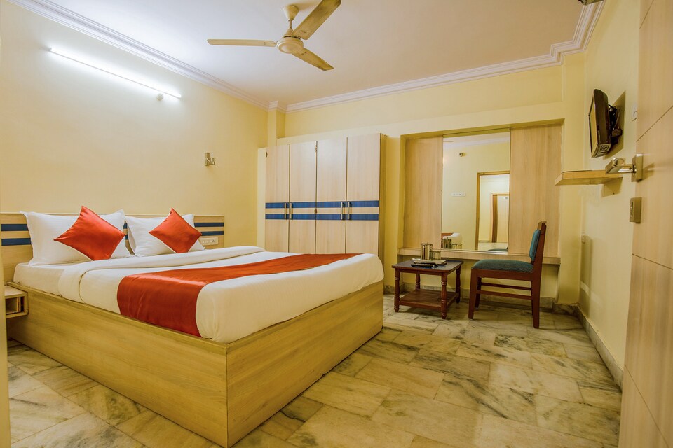 OYO 13494 Hotel Nakshatra Inn, Dilsukhnagar - Kothapet, Hyderabad