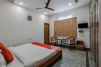 OYO Infinity Service Apartments Near Shilparamam