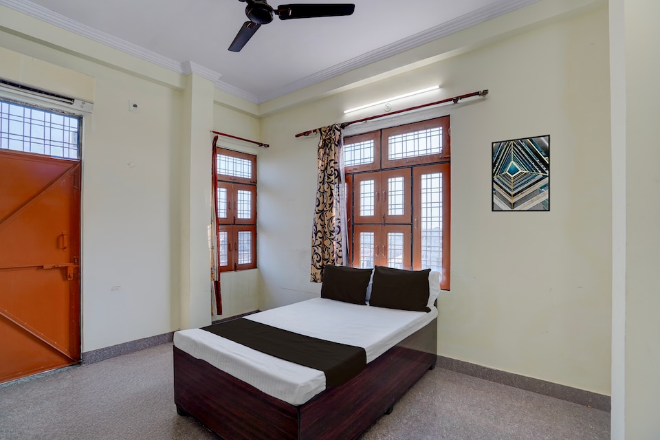 Hotel O Grand Elite, Kanpur Railway Station, Kanpur