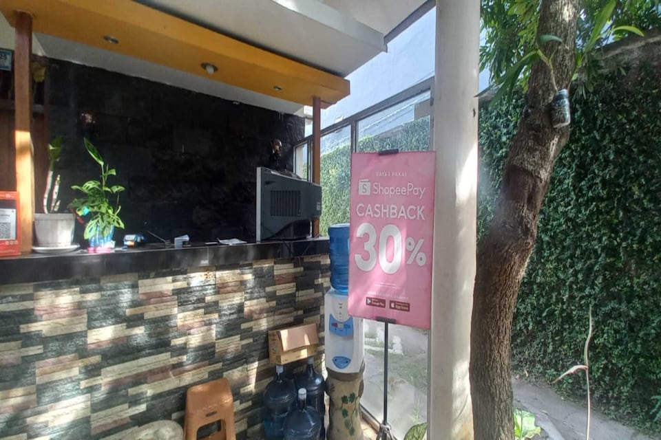 OYO 95106 A Homestay Syariah, Solo, Solo