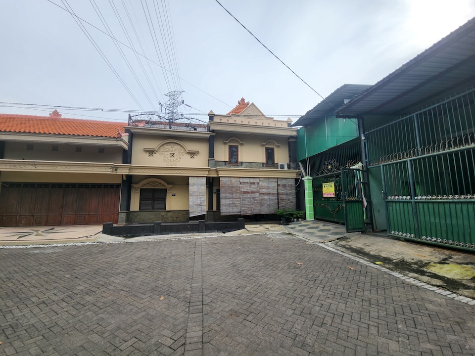 OYO 95107 Green Homestay Near Ubaya, Tenggilis Mejoyo, Surabaya