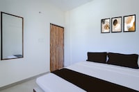 SPOT ON SB Comforts Yelahanka