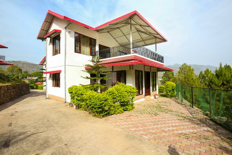 OYO Home 13529 Exotic 3BHK, Kasauli, Kasauli