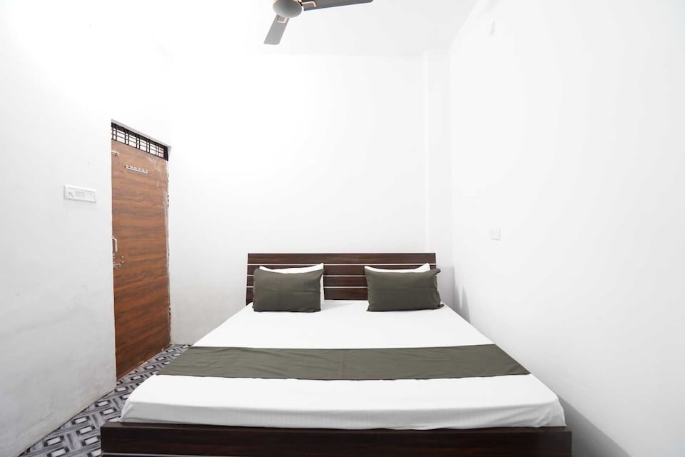 Spot On Hotel Blue Rain, Vikas Nagar Lucknow, Lucknow