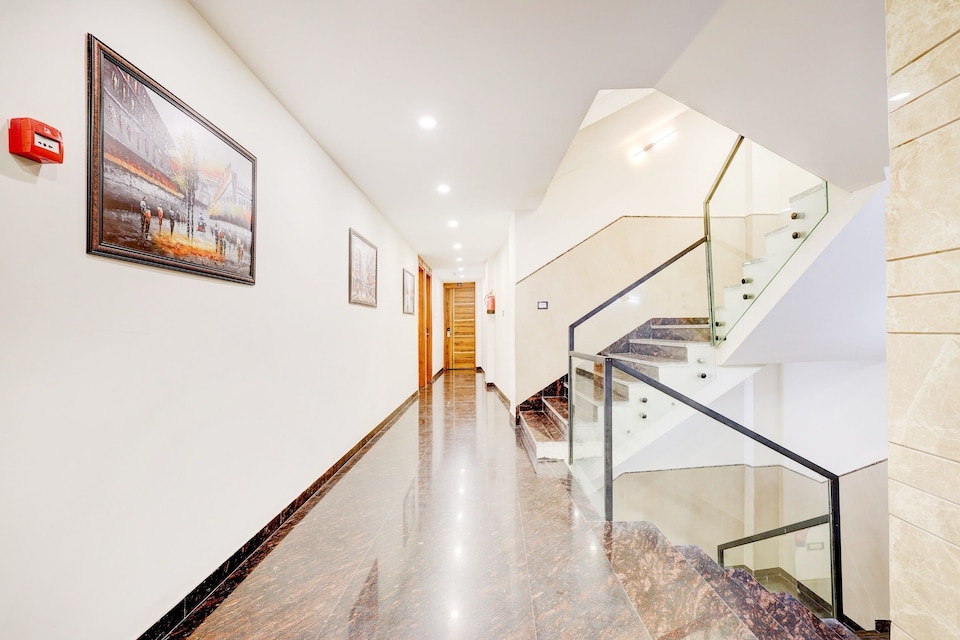 Hotel O Chattarpur Residency, Chhatarpur Delhi, Delhi