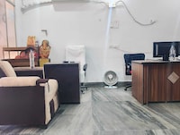 SPOT ON RR HOTEL & RESTAURANT