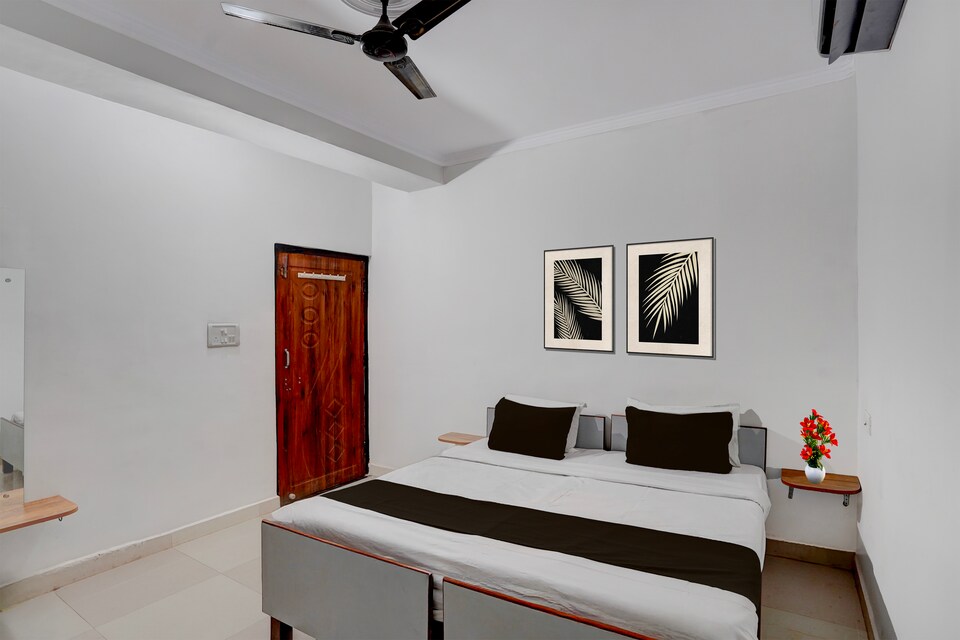 OYO Hotel O Lucknow City Centre Formerly Rameshwaram Palace, Vikas Nagar Lucknow, Lucknow