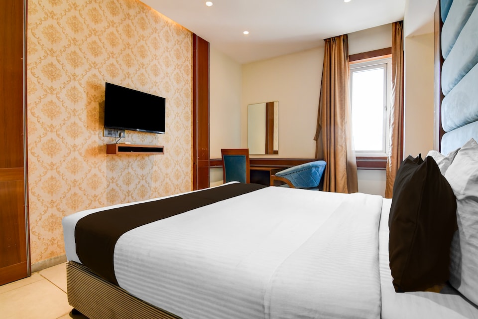 Hotel O Apex Hotel , Berhampore, Berhampore