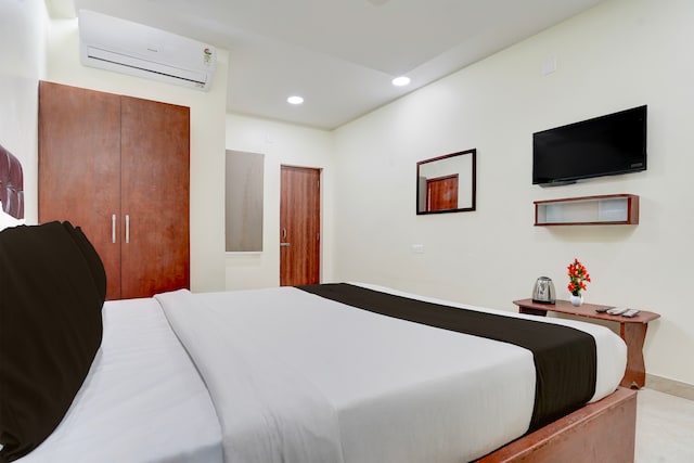 Hotel O Magunta Layout Nellore Formerly The Paradise Guest Inn