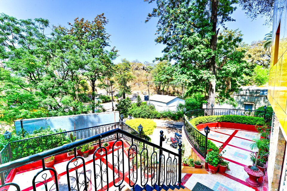 OYO Aradhana, Mount Abu, Mount-Abu