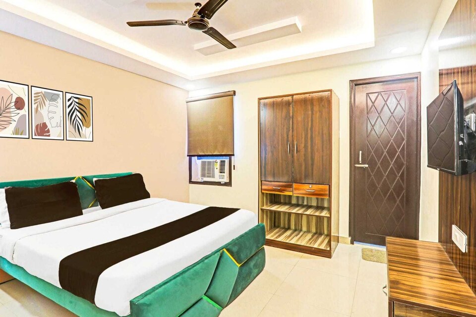 Hotel O Kardameshwar Mahadev Temple Varanasi Formerly Pheonix Rooms, Lanka, Varanasi