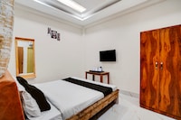 Super Hotel O Kardameshwar Mahadev Temple Varanasi Formerly Pheonix Rooms