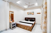 Super Hotel O Kardameshwar Mahadev Temple Varanasi Formerly Pheonix Rooms