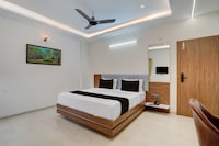 Super Townhouse Oak T. Narasipura Road Formerly Hotel Nishara