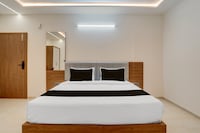 Super Townhouse Oak T. Narasipura Road Formerly Hotel Nishara