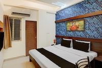 Super Collection O Meghdoot Garden Formerly Hotel Shree Krishna Avenue