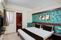 Collection O Meghdoot Garden Formerly Hotel Shree Krishna Avenue