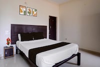 Super Collection O Sunset Point PB Road Dharwad Formerly Crystal Resort