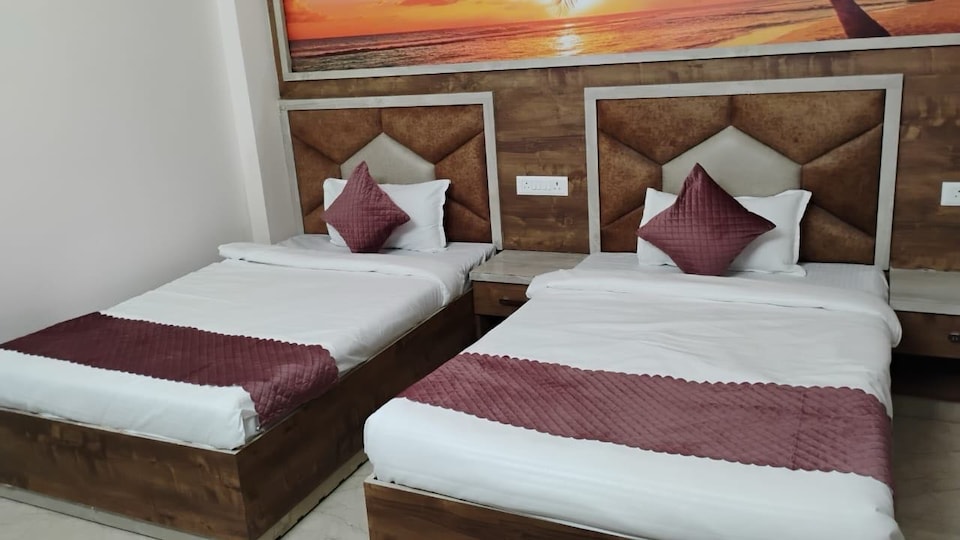 Hotel O Devanshi Palace , Sigra, Varanasi