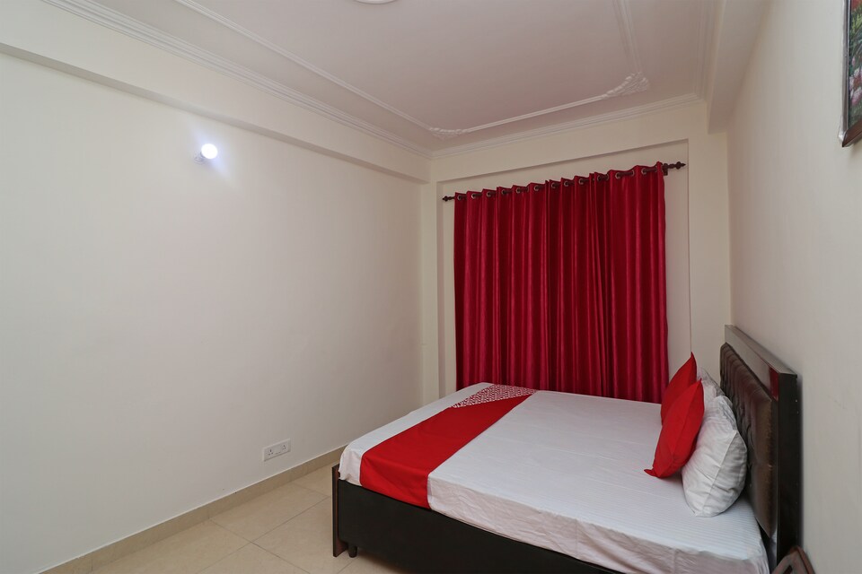 OYO 13556 Home Modern 2BHK Panthaghati, Chotta Shimla, Shimla
