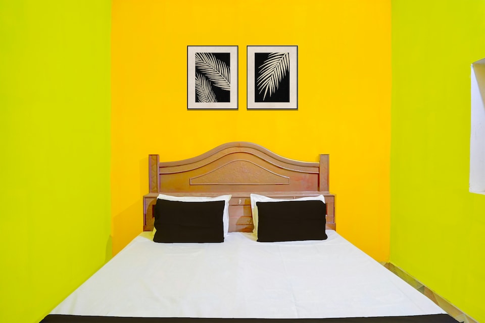 SPOT ON The Heaven Hotel , Sultanpur, Sultanpur