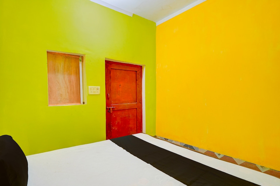 SPOT ON The Heaven Hotel , Sultanpur, Sultanpur