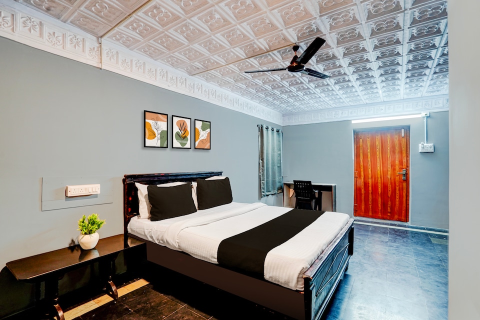 Hotel O Vijayawada Bus Terminal Formerly Akshaya Residency, Governorpet Vijayawada, Vijayawada
