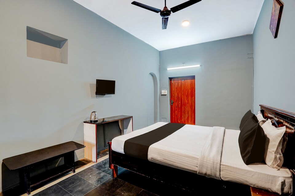 Hotel O Vijayawada Bus Terminal Formerly Akshaya Residency, Governorpet Vijayawada, Vijayawada