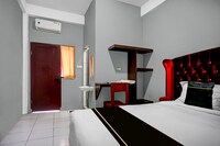 Hotel O near Ring Road City Walks formerly Graha Aisyah