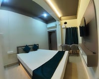 Hotel O Ethnic Food & Lodging