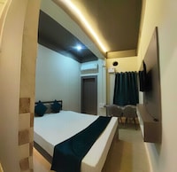 Hotel O Ethnic Food & Lodging