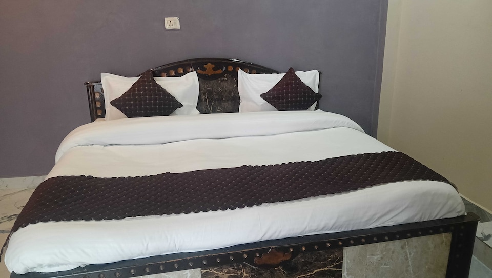 Hotel O Rudra Palace , SGPGI Lucknow, Lucknow