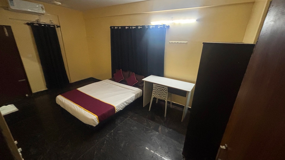 Hotel O Royal Treat, Sarajpur Road Bangalore, Bangalore