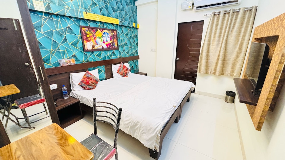 Townhouse Ganpati Mandir Khajrana Formerly Rathore Residency, Vijay Nagar Indore, Indore