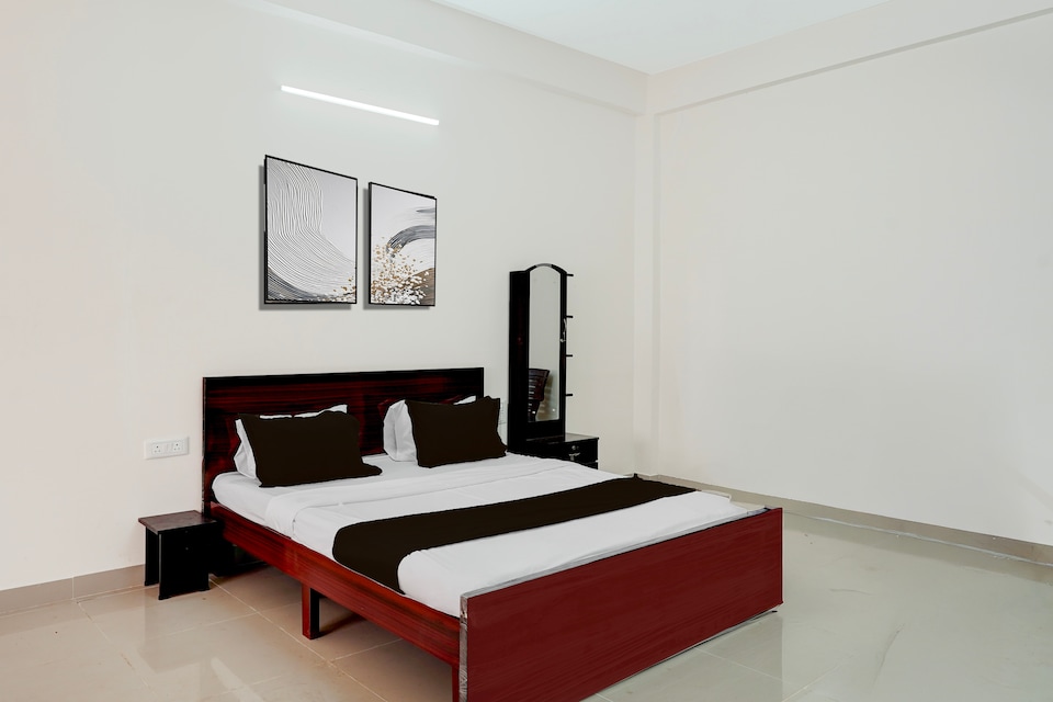 Hotel O LAYA HOTELS, Hoskote Bangalore, Bangalore