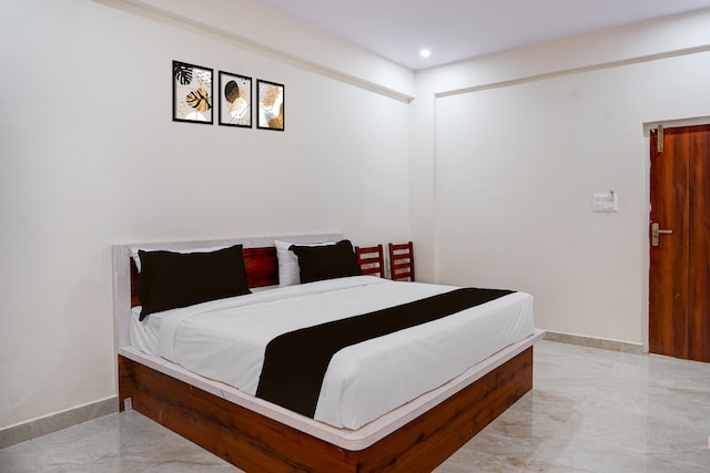 Hotel O Grand Vista