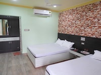 SPOT ON Majhdariya Village Cottage