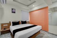Collection O Hotel Orange Tree