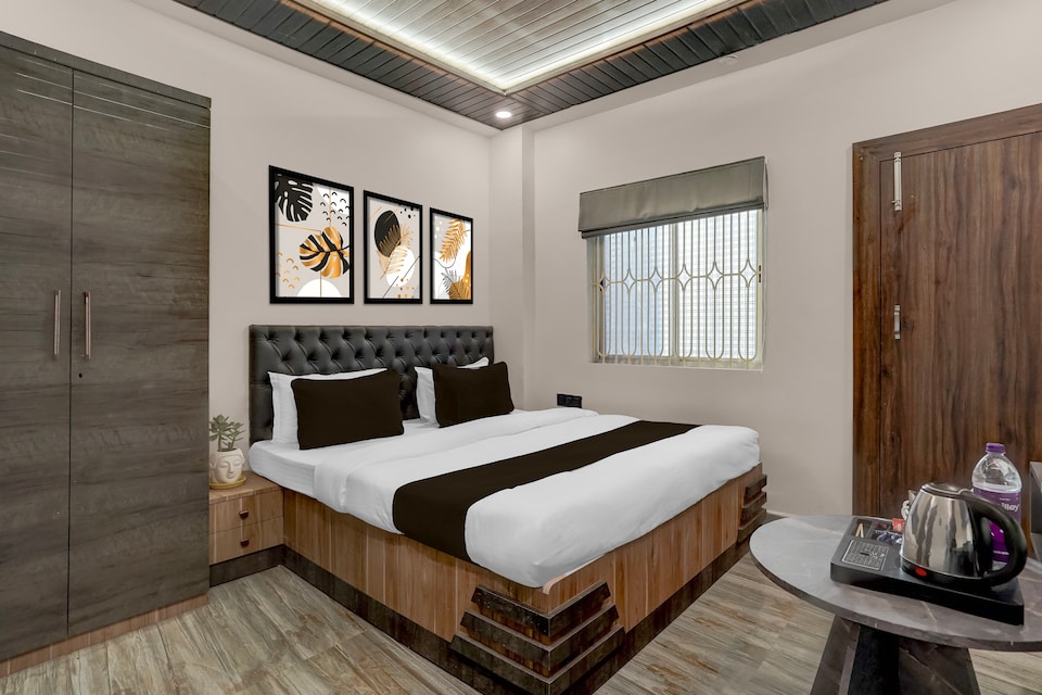 Hotel O G 11 Hotel, Ranchi Airport, Ranchi