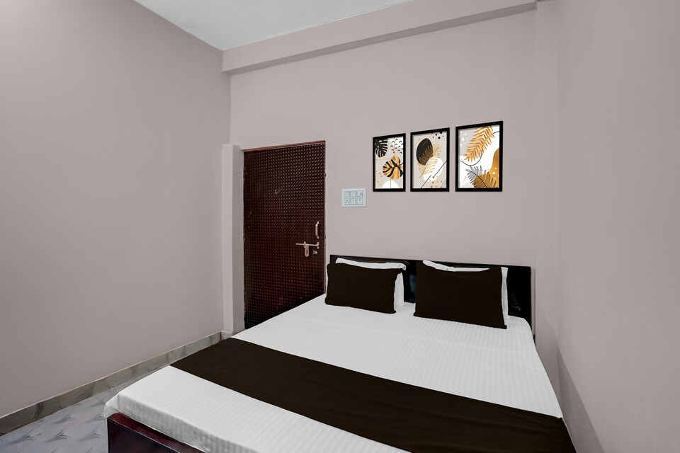 SPOT ON A2 Hotel, Mumfordganj Allahabad, Prayagraj