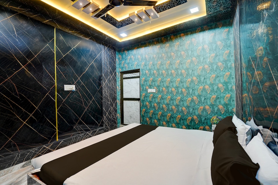 Hotel O Royal Prayag, Railway Station Allahabad, Prayagraj