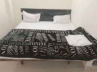 Hotel O Royal Prayag