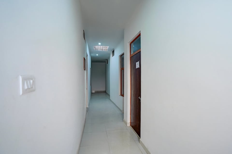 Hotel O Bhavya Inn, Sitapur, Sitapur