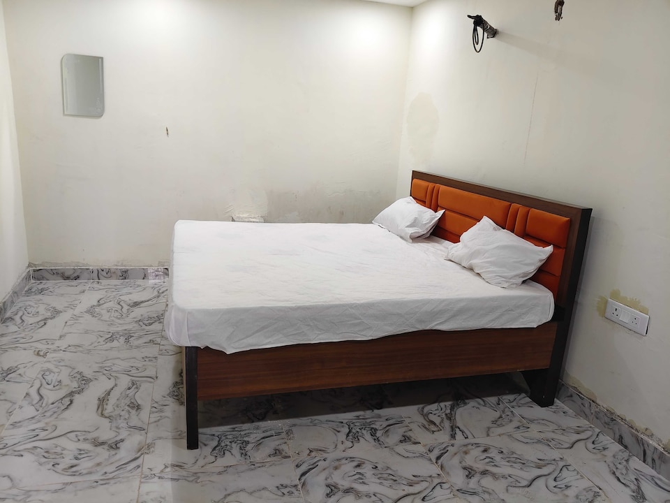 Hotel O Bhavya Inn, Sitapur, Sitapur