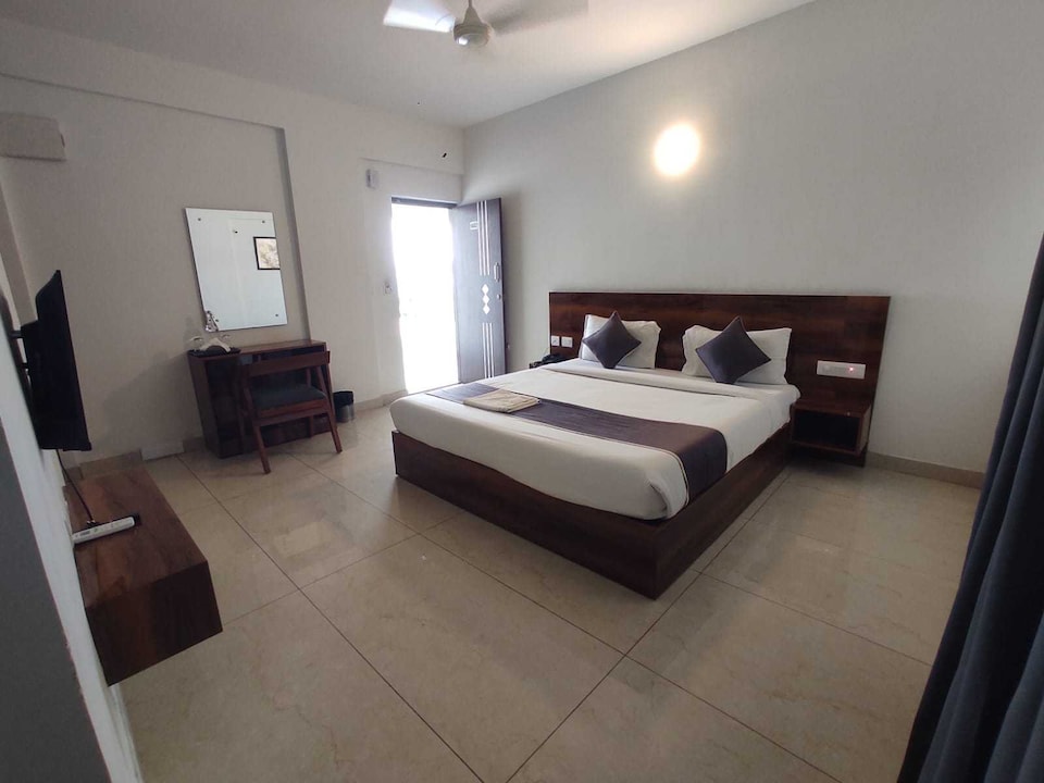 Hotel O Bangalore - Mangalore Highway Formerly Shree Bar & Lodging , Tumkur Road, Bangalore