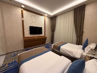 Sunday Grand Al Khobar Hotel Formerly Holiday Al Khaleej