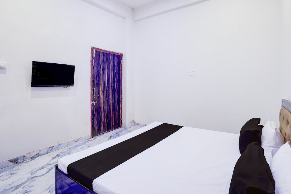 Hotel O Lucky Inn, Gorakhnath Gorakhpur, Gorakhpur