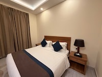 Dancenter Grand Luxury Suites Formerly Holiday Al Khaleej