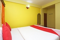 OYO Debalay Guest House Near Dakshineswar Kali Temple